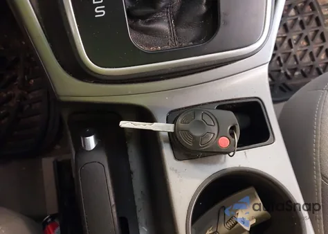 2013 Ford Escape Se z USA, uszkodzony, nr VIN 1FMCU0G99DUA80348